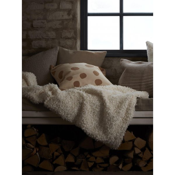 Dorte kuddfodral 50 x 50 cm - Iskaffe Dorte kuddfodral 50 x 50 cm - Iskaffe