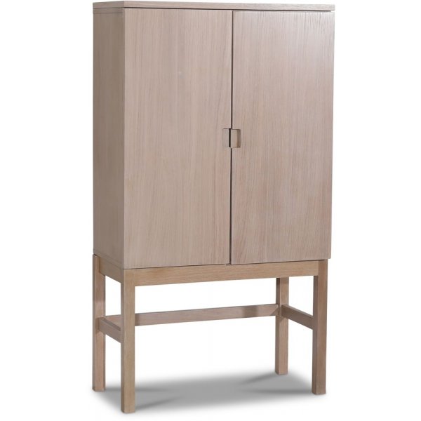 Level skåp i whitewash med släta dörrar Level skåp i whitewash med släta dörrar