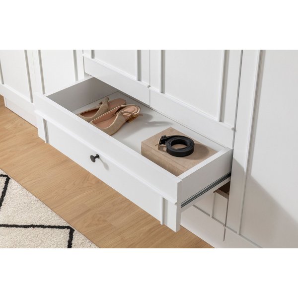 Armoire Lia 210 x 52 x 178 cm - Blanc Armoire Lia 210 x 52 x 178 cm - Blanc