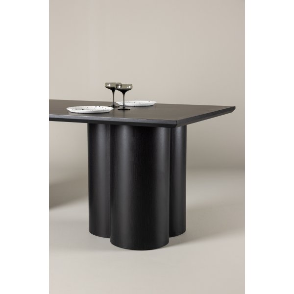 Table à manger Olivia 210X100 cm teintée noire Table à manger Olivia 210X100 cm teintée noire