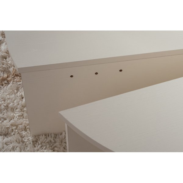 Orion soffbord 90 x 90 cm - Vitmålat trä Orion soffbord 90 x 90 cm - Vitmålat trä