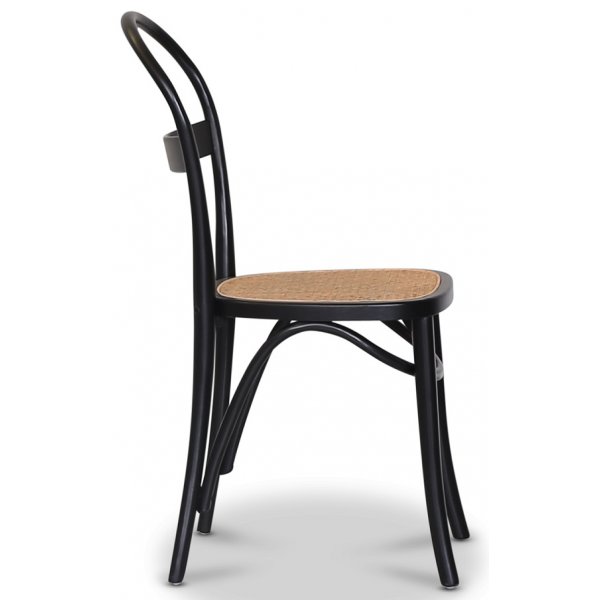 Stol i böjträ med rotting sits Stol i böjträ med rotting sits