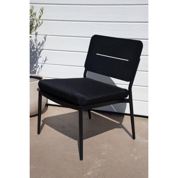 Lina fåtölj - Svart Lina fåtölj - Svart