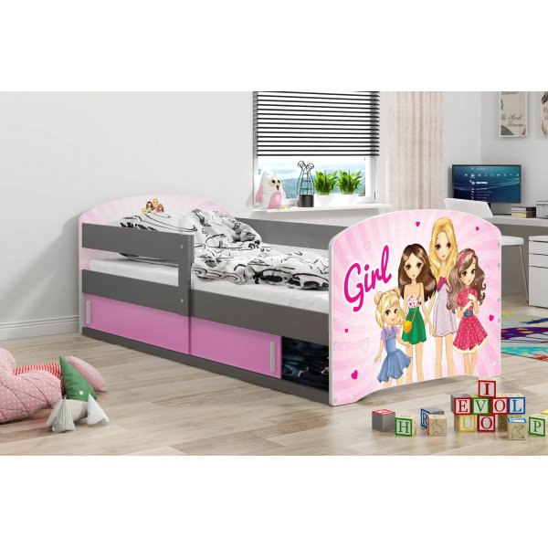 Vejle barnsäng med förvaringsfack 80 x 160 cm - Valfri sticker & färg Vejle barnsäng med förvaringsfack 80 x 160 cm - Valfri sticker & färg